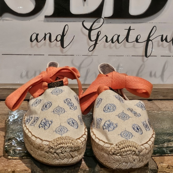 Guess Espadrilles with Orange Ankle Tie Sz 8.5 - Picture 2 of 11
